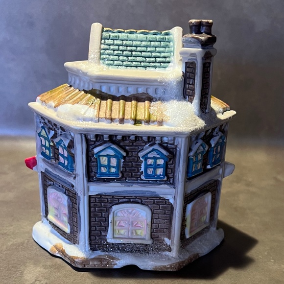 Cobblestone Villages 2004 Restaurant by Windham Heights - Picture 4 of 10